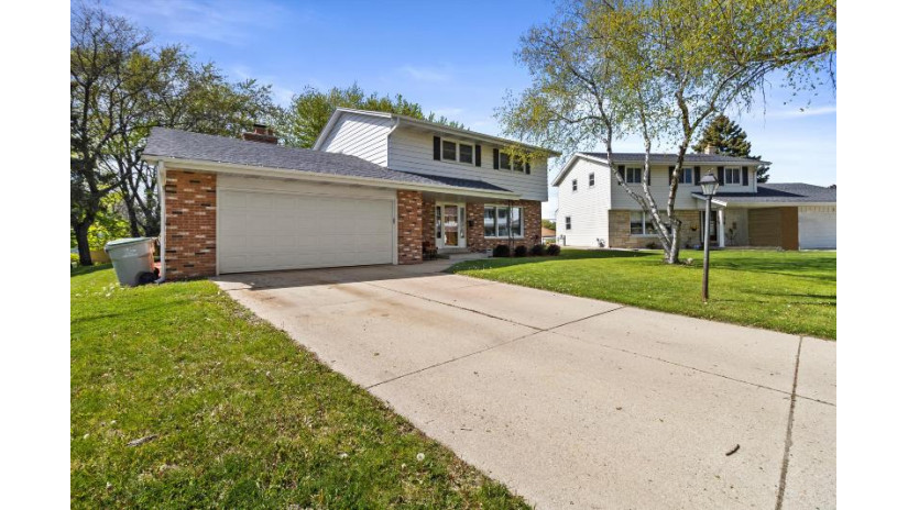 3563 S Hamilton Ct Milwaukee, WI 53220 by Badger Realty Team - Greenfield $299,900