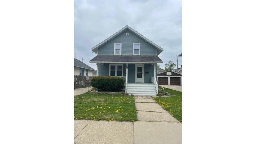 1532 Vista Ave Janesville, WI 53545 by Platner Realty $145,000