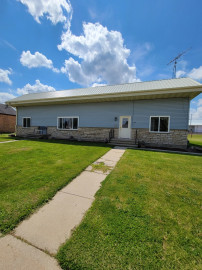 915 N Water St, Lomira, WI 53048-9792