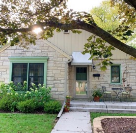 638 N Hine Ave, Waukesha, WI 53188-2934