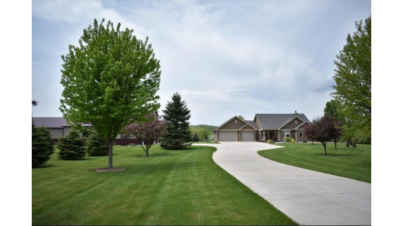 N4384 Kettleview Rd Mitchell, WI 53073 by TerraNova Real Estate $739,900