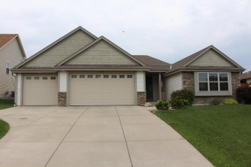 6095 S 39th St, Greenfield, WI 53221-4539