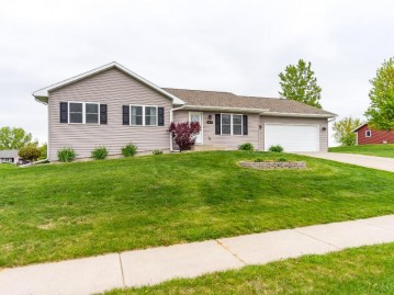 875 Rolling Hills St, Bangor, WI 54614