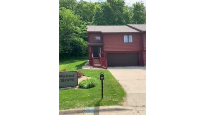 4123 Cliffside Dr La Crosse, WI 54601 by Gerrard-Hoeschler, REALTORS $169,900