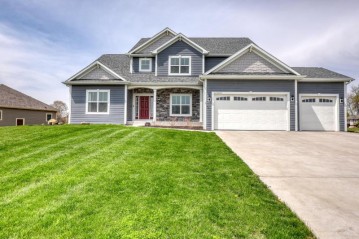 W257N9477 Sennott Ct, Lisbon, WI 53017-9676