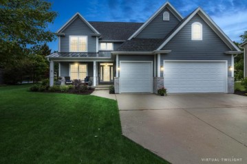 405 Maple Ln, Williams Bay, WI 53191