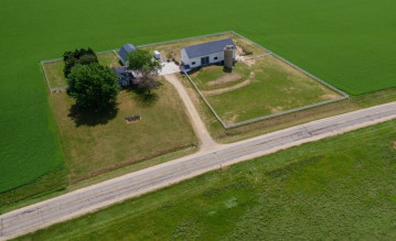 N5460 County Road W, Oak Grove, WI 53039