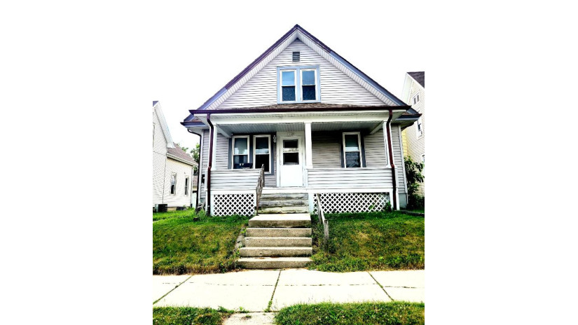 1623 Saemann Ave Sheboygan, WI 53081 by Century 21 Moves $119,900