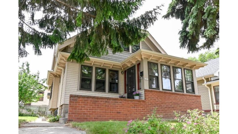 2201 E Bennett Ave Milwaukee, WI 53207 by Firefly Real Estate, LLC $354,900