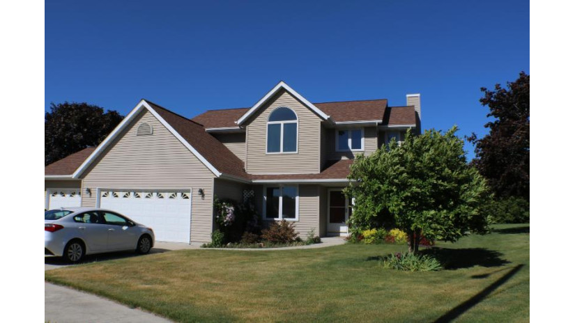 440 Fieldstone Ct Kiel, WI 53042 by Weichert, Realtors CornerStone $315,900