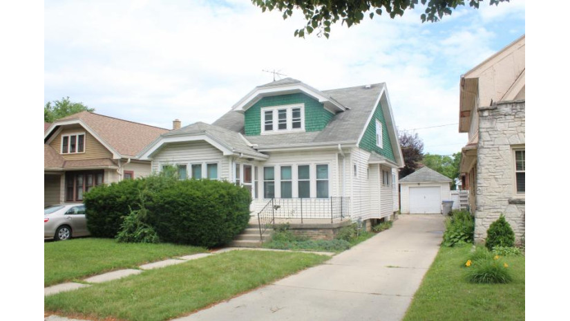 3014 N 56th St Milwaukee, WI 53210 by Realty Dynamics $89,900