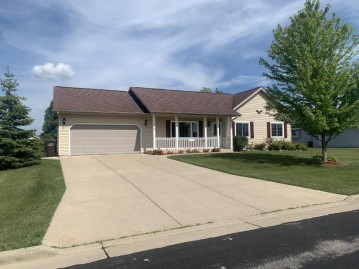 1025 White Oak Dr, Union Grove, WI 53182-1290