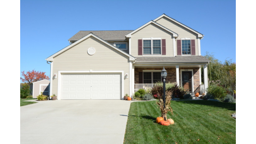 9100 Brandybrook Trl Brown Deer, WI 53223 by Shorewest Realtors $344,900