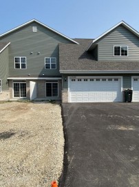 W197N16944 Stonewall Dr, Jackson, WI 53037