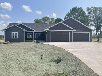 N6784 Sand Prairie Ct, Holland, WI 54636