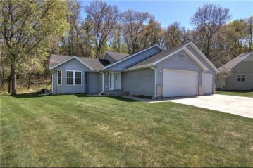 719 Otter Creek Trail, Altoona, WI 54720