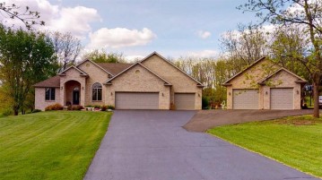 5430 E Greatview Drive, Stillman Valley, IL 61084