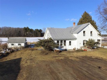 N8727 Hwy J, Iola, WI 54945