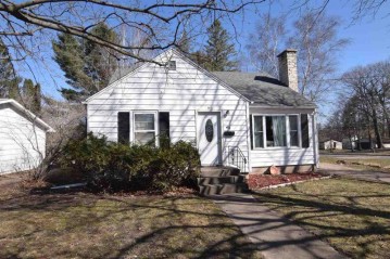 47 E 1st Street, Clintonville, WI 54929-1703