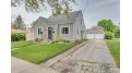 704 Jefferson Street Menasha, WI 54952 by Coldwell Banker Real Estate Group $139,900