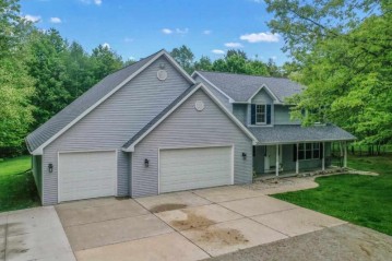 6890 S Chase Road, Little Suamico, WI 54171-9742