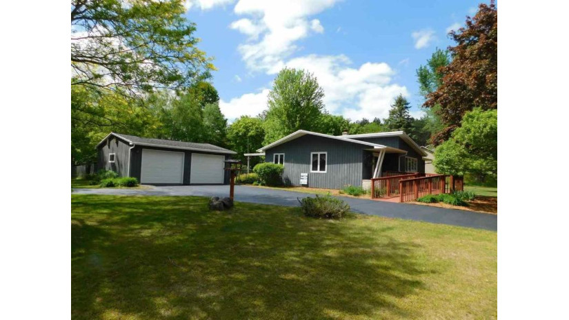 1483 Krause Road Little Suamico, WI 54171 by Mark D Olejniczak Realty, Inc. $244,900