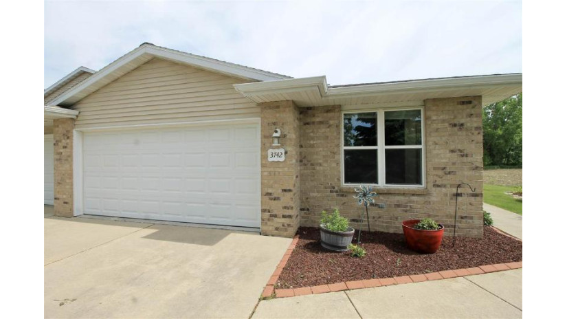 3742 Rose Garden Way Scott, WI 54229 by Century 21 Affiliated $165,000