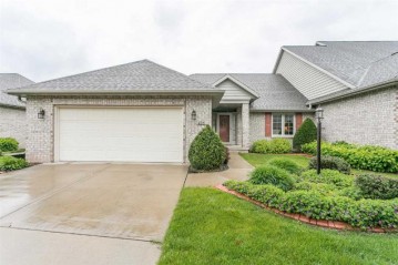 426 Woodfield Drive, Howard, WI 54313