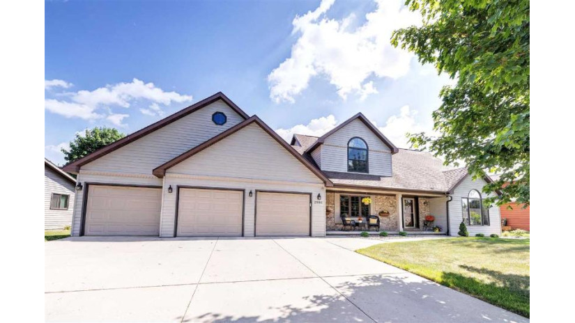 2986 Blue Moon Drive Bellevue, WI 54311 by Keller Williams Green Bay $375,000