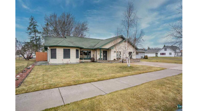 6307 Hughitt Ave Superior, WI 54880 by Re/Max Results $349,000