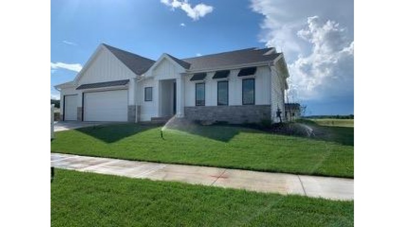 409 Peterson Tr Oregon, WI 53575 by Mode Realty Network $579,900