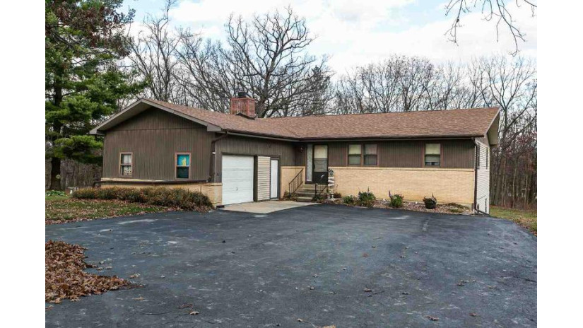 1647 Summit Dr Stockton, IL 61085 by Keller Williams Realty Signature $199,000