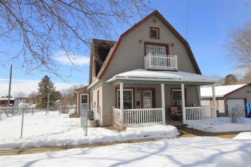 623 Spring St, Hillsboro, WI 54634