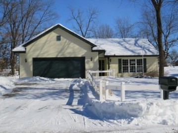 406 Brooke Cir, Montello, WI 53949