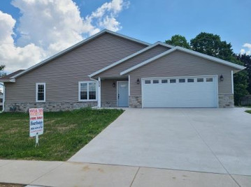 609 Beske St, Waupun, WI 53963