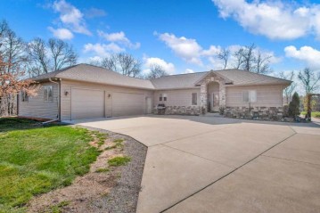 524 Regal Forest Tr, Rome, WI 54457
