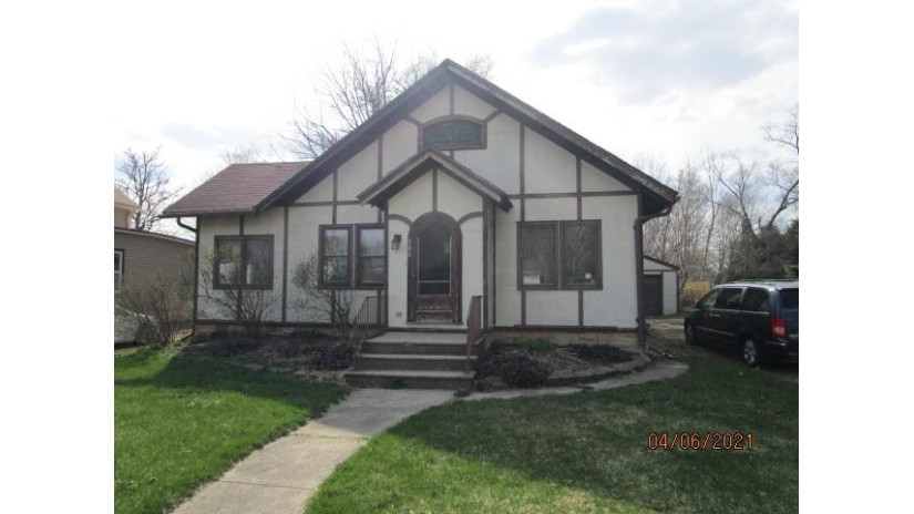 306 Pleasant St Clinton, WI 53525 by Kerwin'S Real Estate Agency $132,000