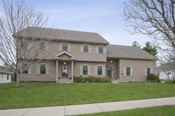 442 Matterhorn Dr, Verona, WI 53593