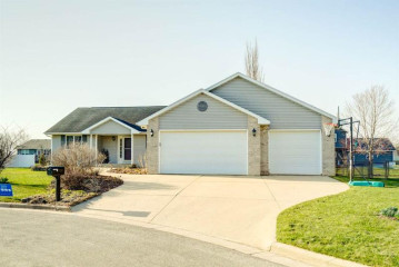 116 Albert Cir, Belleville, WI 53508