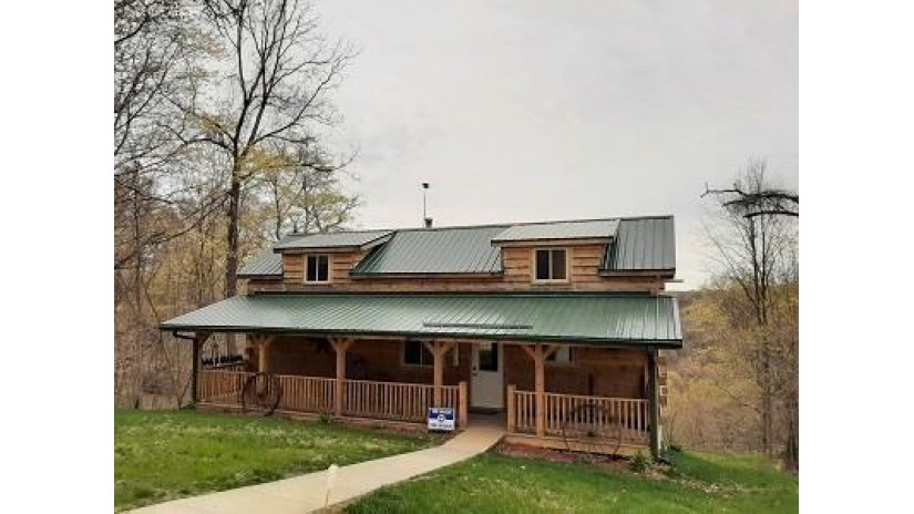 9614 Mississippi Ln Bloomington, WI 53801 by Re/Max Preferred $249,900