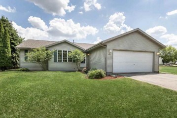 611 Woodberry St, Marshall, WI 53559