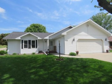 216 Webster St, Beaver Dam, WI 53916-0000