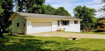 N6244 Packard Dr, Pacific, WI 53954