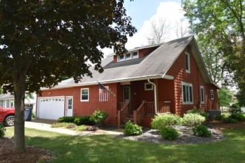 209 W Clarence St, Dodgeville, WI 53533