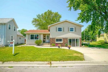 209 Brook St, Portage, WI 53901