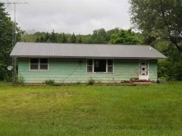 N4601 Christopher Rd, Lowville, WI 53960