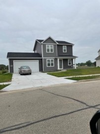 885 Goldfinch Ln, Marshall, WI 53559