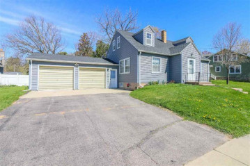 303 West Avenue, Mauston, WI 53948