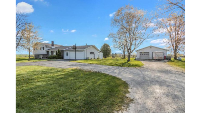 N6504 Hillside Rd Luxemburg, WI 54205 by Town & Country Real Estate $249,900