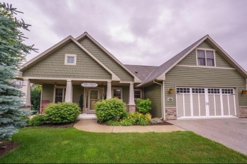 4572 Augusta Ct, Egg Harbor, WI 54209